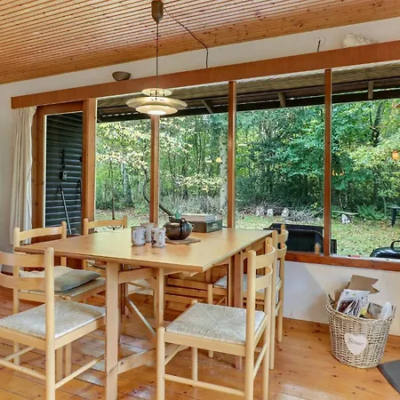 2 Bedroom Pet Friendly In